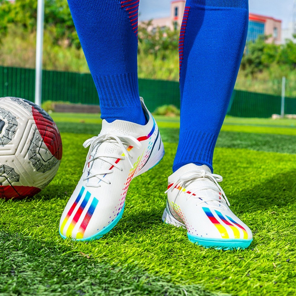 Nuevas zapatillas de fútbol para hombre, de entrenamiento con clavos largos, deportivas, antideslizantes