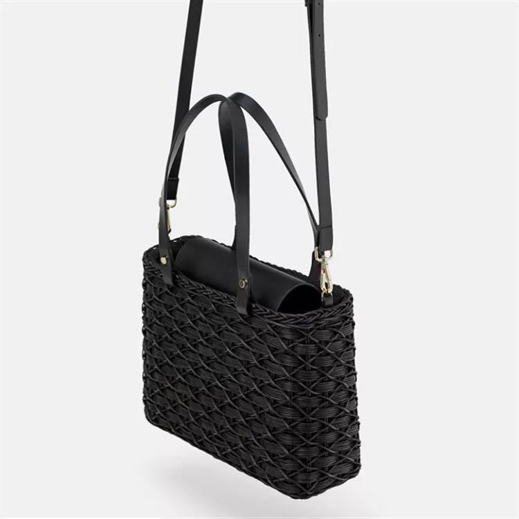 Sac en rotin pour femme en tissage de plage noir