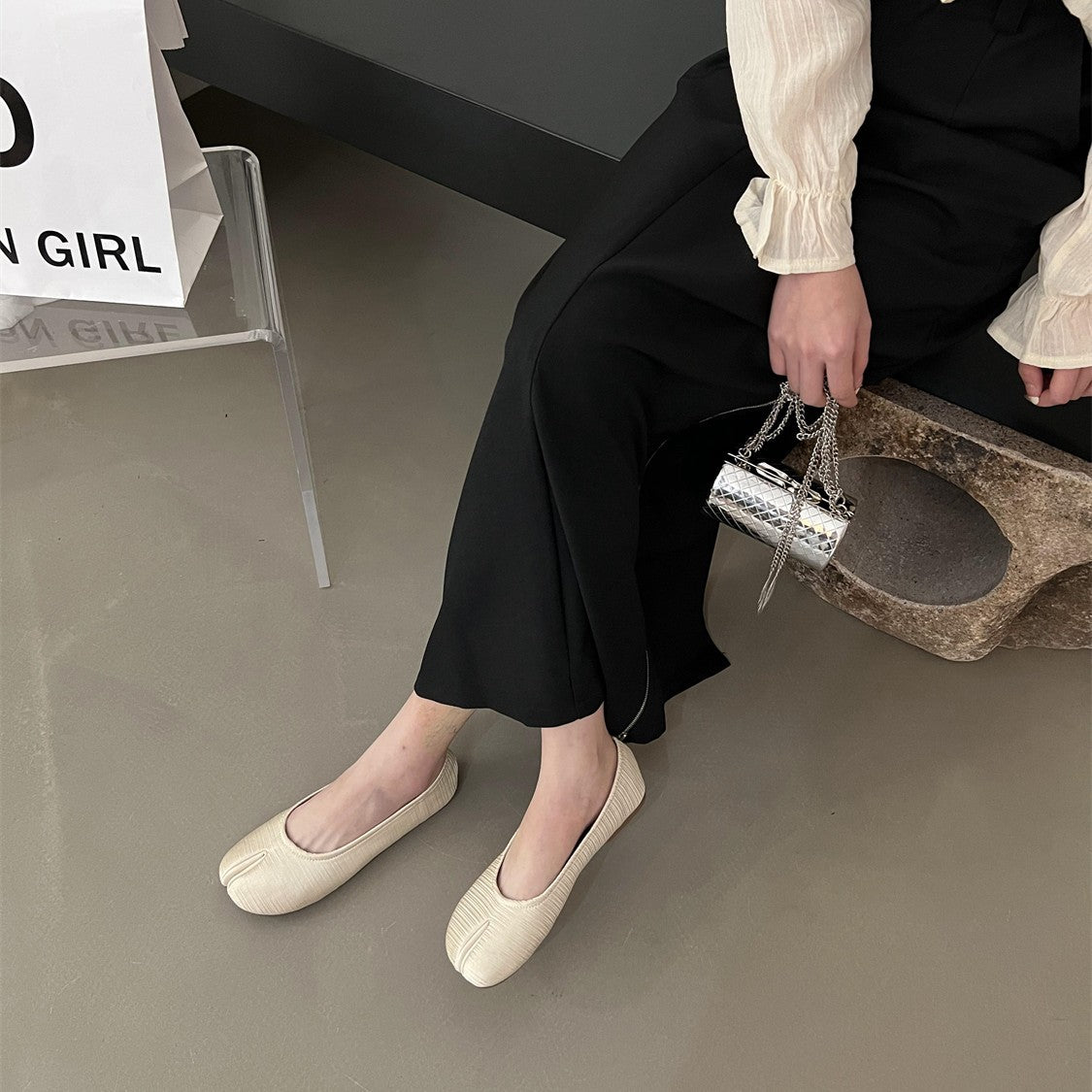 Zapatos de una sola capa con suela plana plateada para mujer