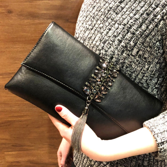 Sac à bandoulière en forme d'enveloppe polyvalente avec une petite pochette