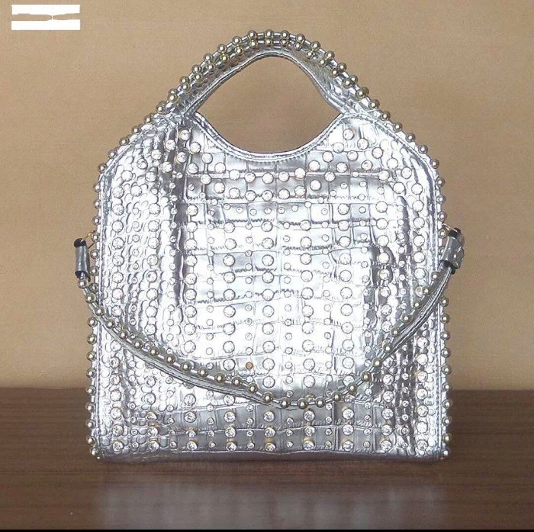 Bolso de mano tipo mensajero con diamantes de imitación tachonados