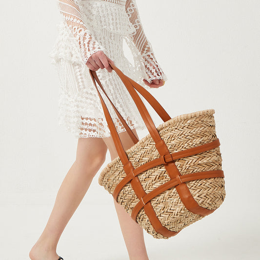 Ladies Fashion One Shoulder Rattan Bag