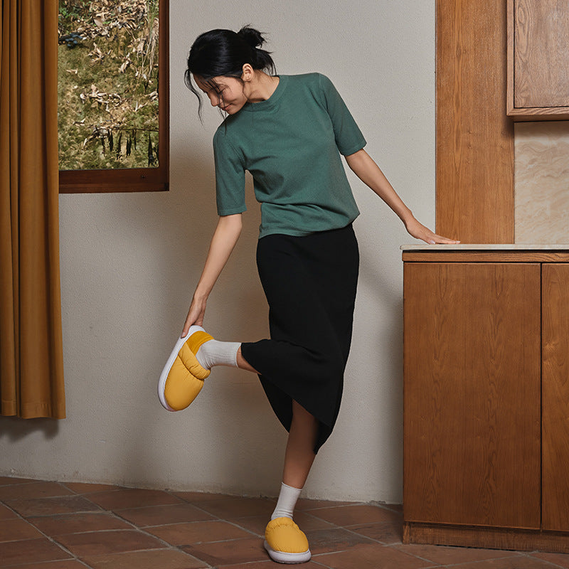 Zapatillas de algodón acolchadas para exteriores que mantienen el calor y cubren el talón