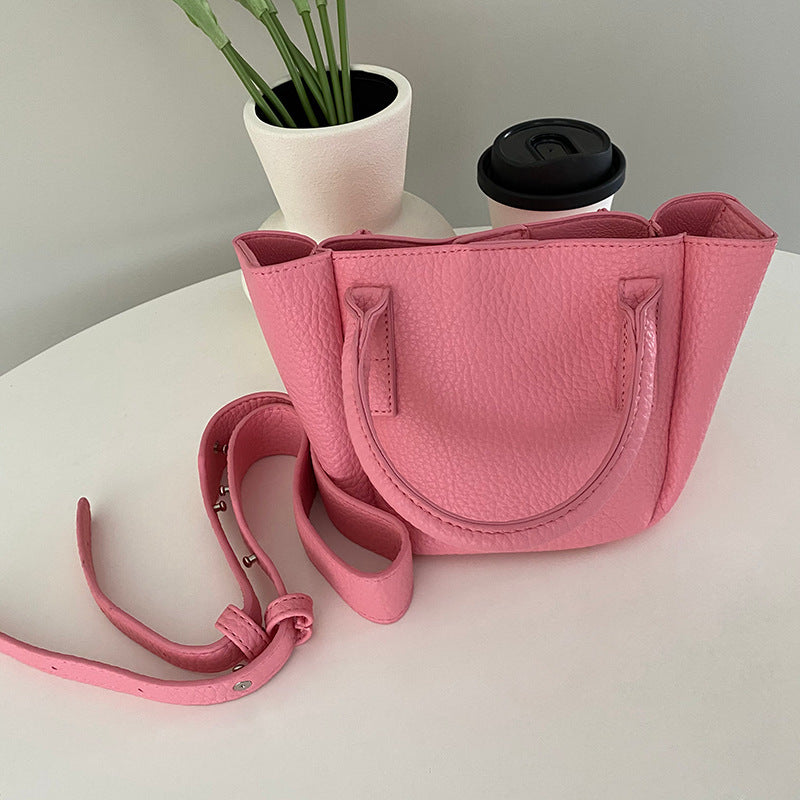 Sac seau à bandoulière solide en cuir souple Litchi