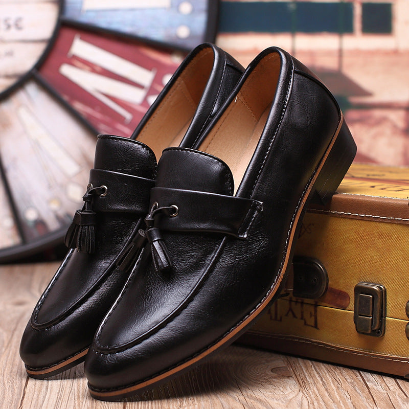 Mocasines informales con borlas y diseño retro británico para hombre